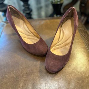 Clarks Suede Pumps - Burgundy - Size 9